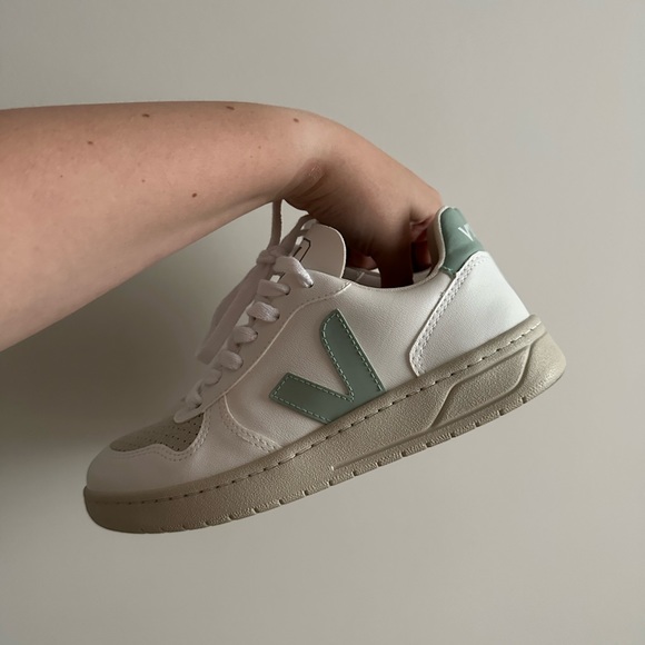 Veja V-10 CWL White Matcha tennis shoes/sneakers - size US 5 EU EUR 36 - Picture 3 of 6